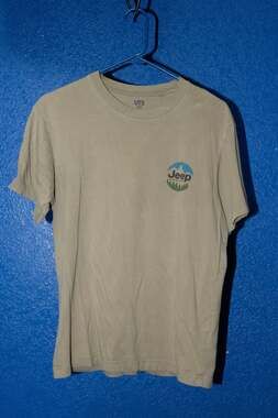 Uniqlo Jeep Wrangler JL Rubicon T-Shirt, Mens Medium, Brown, NEW